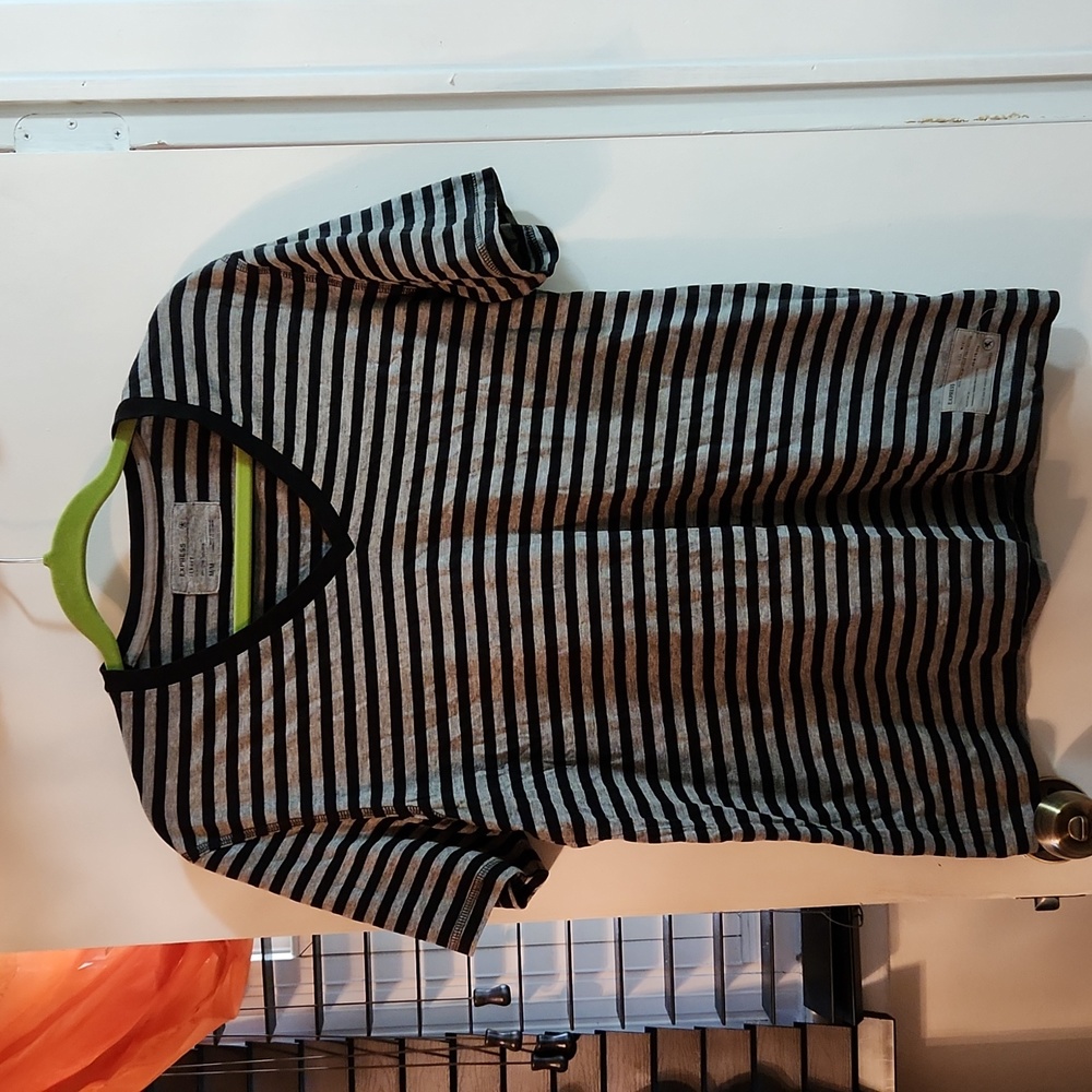 Express men t shirt size m